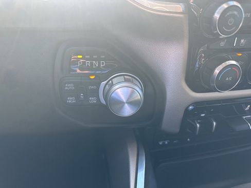 Used 2019 RAM 1500 Laramie image 5