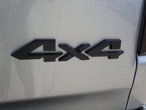 Certified 2025 RAM 1500 Tradesman AWD/4WD image 9