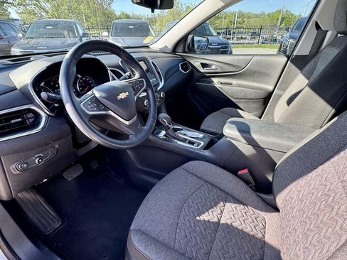 Used 2023 Chevrolet Equinox LT image 17
