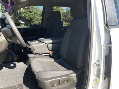 Certified 2024 Chevrolet Silverado 2500 Custom w/ Custom Value Package AWD/4WD image 3