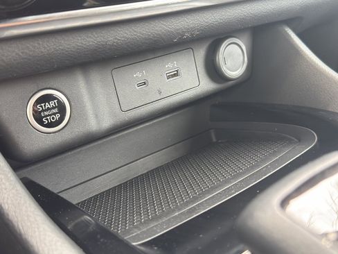 Certified 2023 Nissan Rogue S image 26