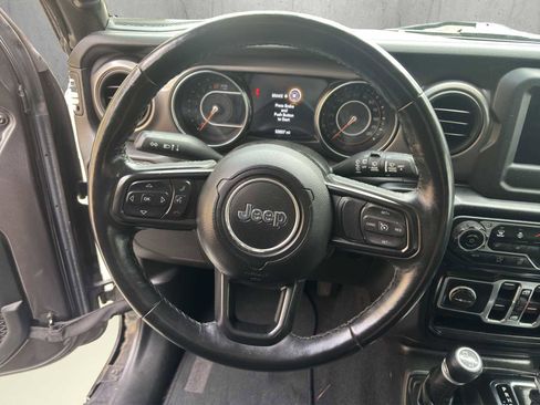 Used 2021 Jeep Wrangler Unlimited Sport image 11