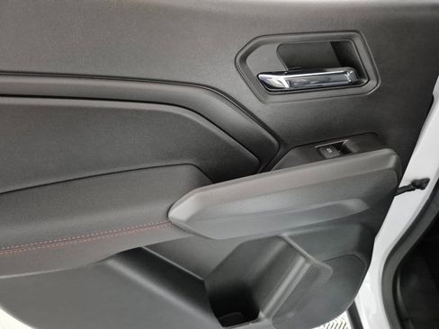 New 2026 Chevrolet Colorado Z71 w/ Technology Package image 11