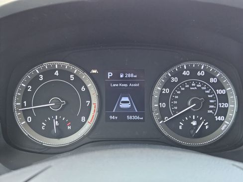 Used 2022 Hyundai Venue SEL w/ Cargo Package FWD image 14