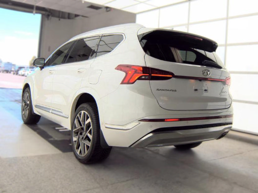 Used 2022 Hyundai Santa Fe Calligraphy AWD/4WD image 2