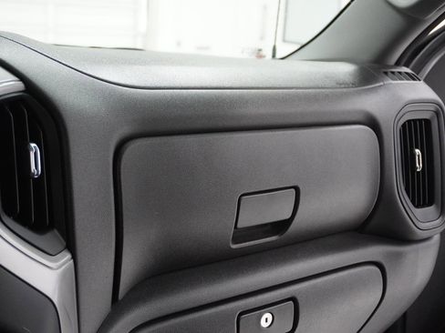 Used 2024 Chevrolet Silverado 1500 Custom image 23