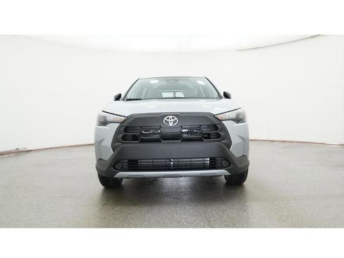 New 2026 Toyota Corolla Cross L FWD image 32