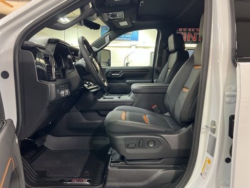 New 2026 GMC Sierra 2500 AT4 w/ AT4 Premium Plus Package image 17