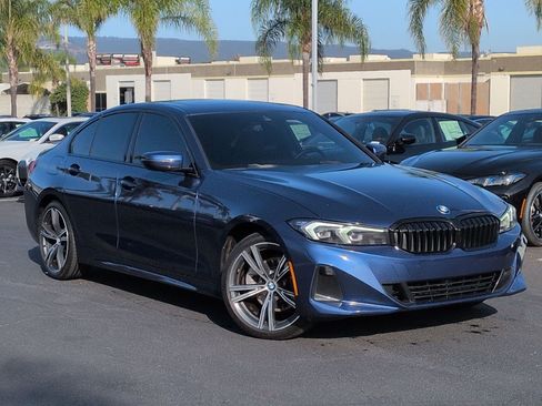 Used 2023 BMW 330i Sedan w/ Premium Package RWD image 2