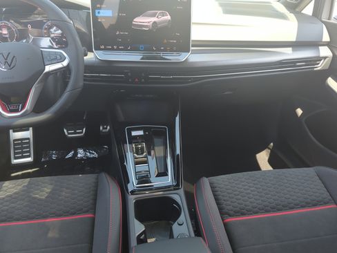 New 2025 Volkswagen Golf SE image 19