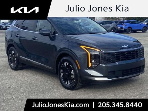 New 2026 Kia Sportage LX image 1