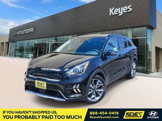 Used 2022 Kia Niro Touring Special Edition FWD video 1
