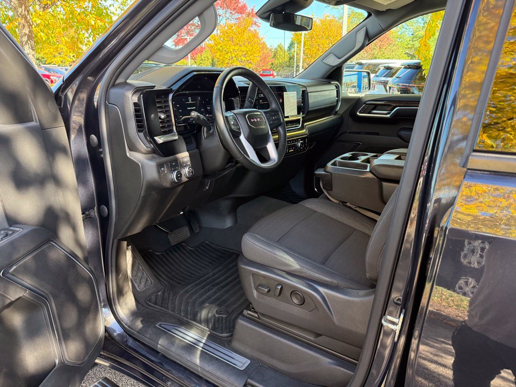 Used 2023 GMC Sierra 1500 Elevation AWD/4WD image 12