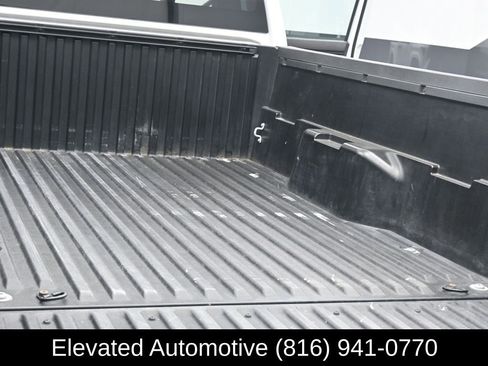 Used 2024 Toyota Tacoma SR RWD image 17