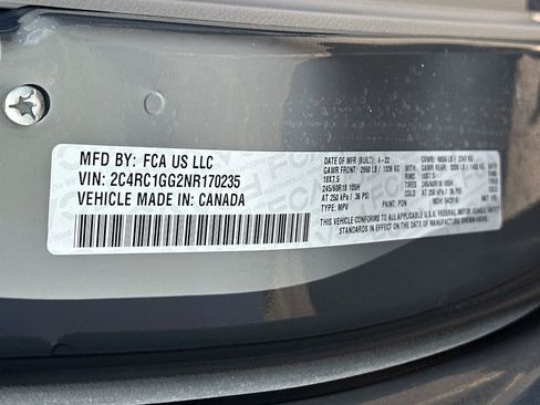 Used 2022 Chrysler Pacifica Limited image 23