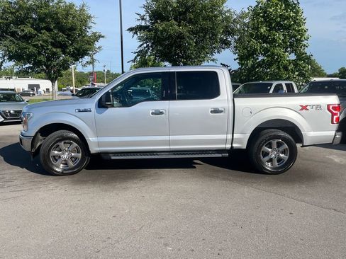 Used 2018 Ford F150 XLT w/ Equipment Group 302A Luxury AWD/4WD image 4