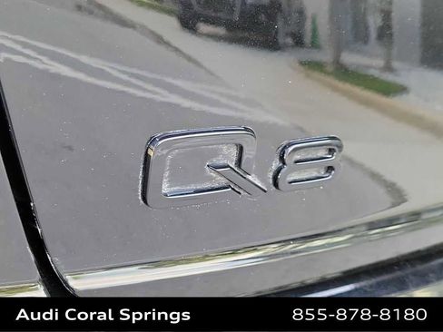 Certified 2022 Audi Q8 Prestige w/ Prestige Package AWD/4WD image 15