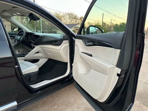 Used 2022 Buick Envision Preferred image 25