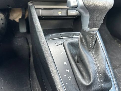 Certified 2023 Kia Rio S w/ Technology Package FWD image 28