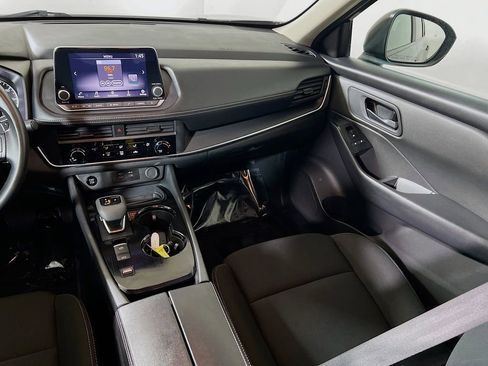 Used 2024 Nissan Rogue S FWD image 20