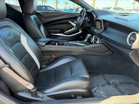 Used 2016 Chevrolet Camaro SS RWD image 11