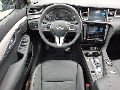 Used 2023 INFINITI QX50 Luxe AWD/4WD image 12