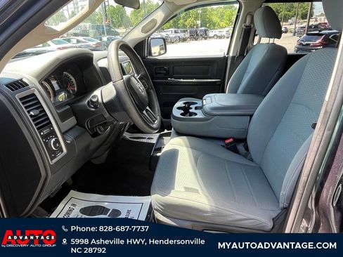 Used 2017 RAM 1500 Express AWD/4WD image 19