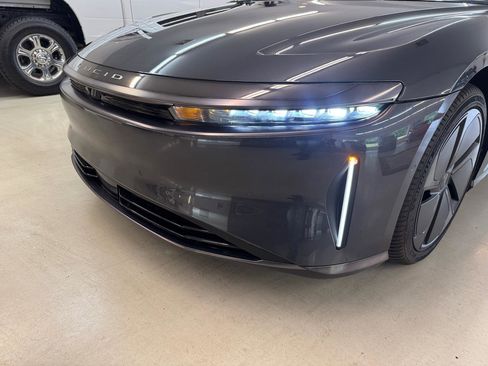 Used 2023 Lucid Air Touring AWD/4WD image 26