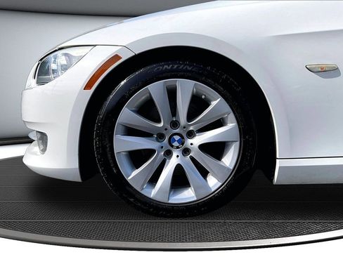 Used 2011 BMW 328i Convertible RWD image 32