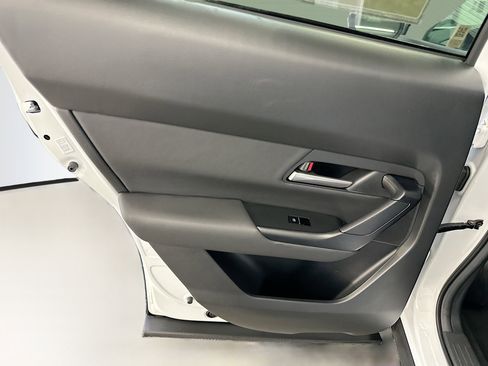 Used 2025 MAZDA CX-50 AWD 2.5 Hybrid w/ Premium Pkg image 28