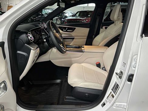 Certified 2026 Mercedes-Benz GLC 300 4MATIC image 23