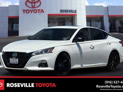Used 2022 Nissan Altima 2.5 SR w/ Midnight Edition Package