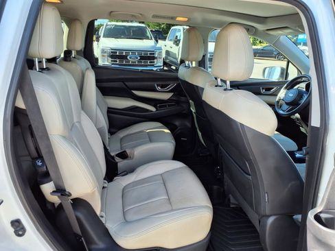 Used 2019 Subaru Ascent Limited w/ Popular Package #3 image 6