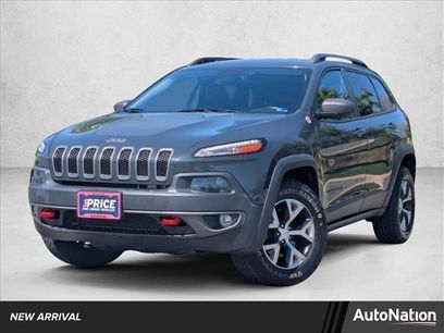 Used 2017 Jeep Cherokee Trailhawk w/ Comfort/Convenience Group