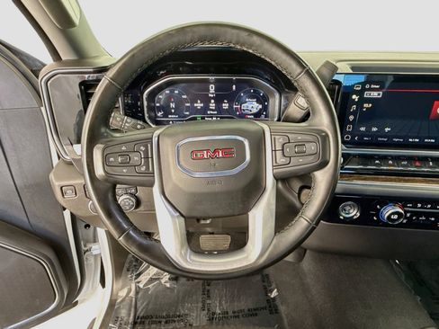 Used 2024 GMC Sierra 1500 Elevation w/ LPO, Elevation Black Package AWD/4WD image 13