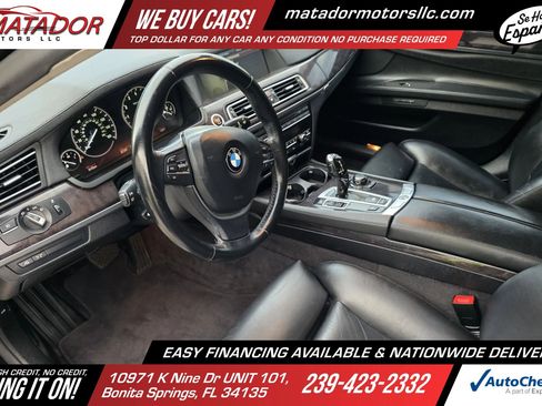 Used 2009 BMW 750i w/ Sport Pkg RWD image 10