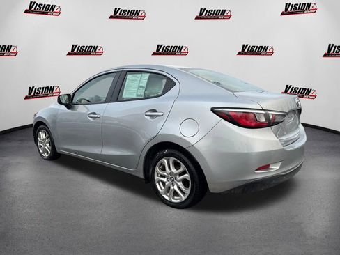 Used 2018 Toyota Yaris iA image 7