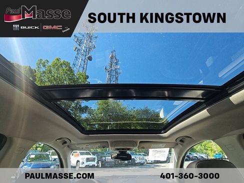 Certified 2024 GMC Terrain Denali w/ Denali Premium Package AWD/4WD image 18
