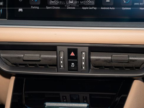 Used 2024 Porsche Cayenne S image 26