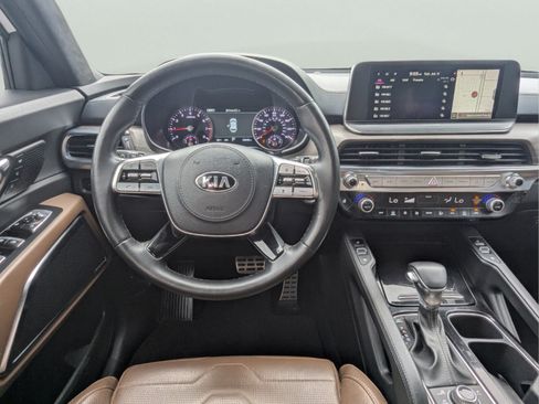 Certified 2021 Kia Telluride SX w/ SX Prestige Package AWD/4WD image 14