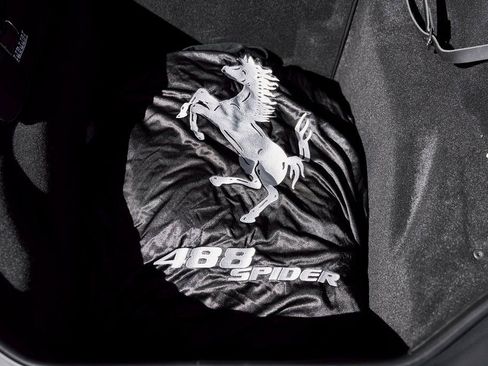 Used 2018 Ferrari 488 Spider image 19