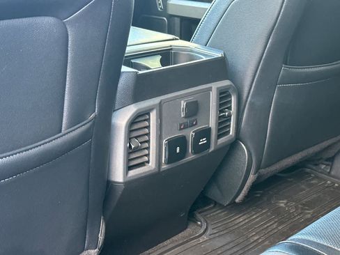 Used 2018 Ford F150 Raptor w/ Equipment Group 802A Luxury image 15