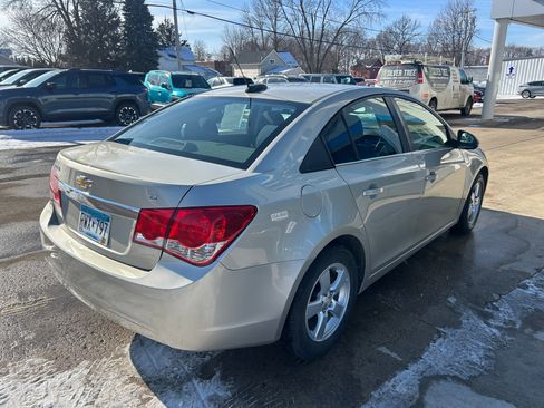 Used 2016 Chevrolet Cruze LT image 6