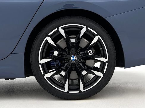 Used 2026 BMW 330i xDrive Sedan w/ M Sport Package AWD/4WD image 28