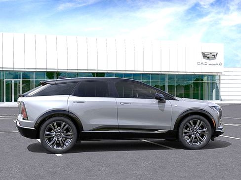 New 2025 Cadillac Optiq Sport 2 image 5