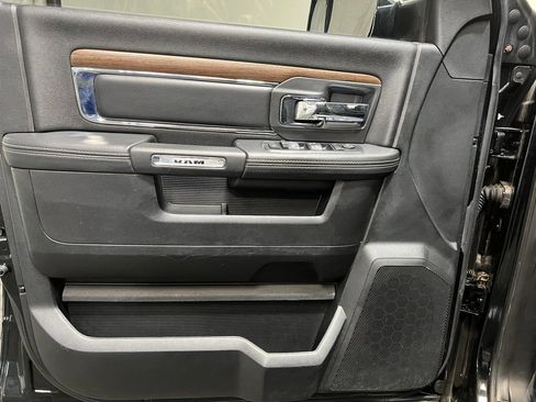 Used 2014 RAM 1500 Laramie w/ Convenience Group image 13