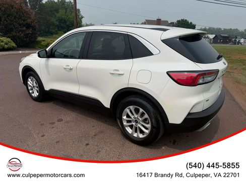 Used 2020 Ford Escape SE AWD/4WD image 3