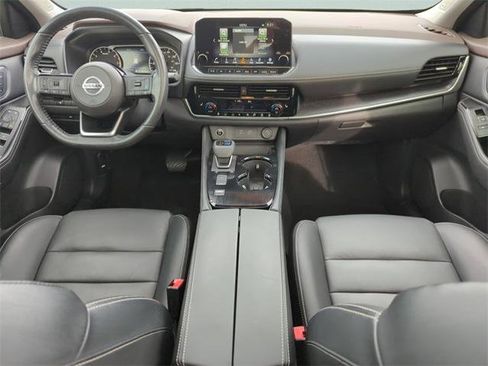 Certified 2021 Nissan Rogue SL w/ Premium Package image 15