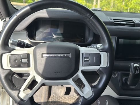 Used 2020 Land Rover Defender 110 S AWD/4WD image 11