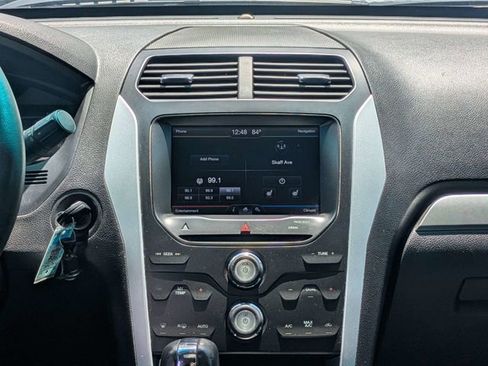 Used 2013 Ford Explorer XLT AWD/4WD image 19